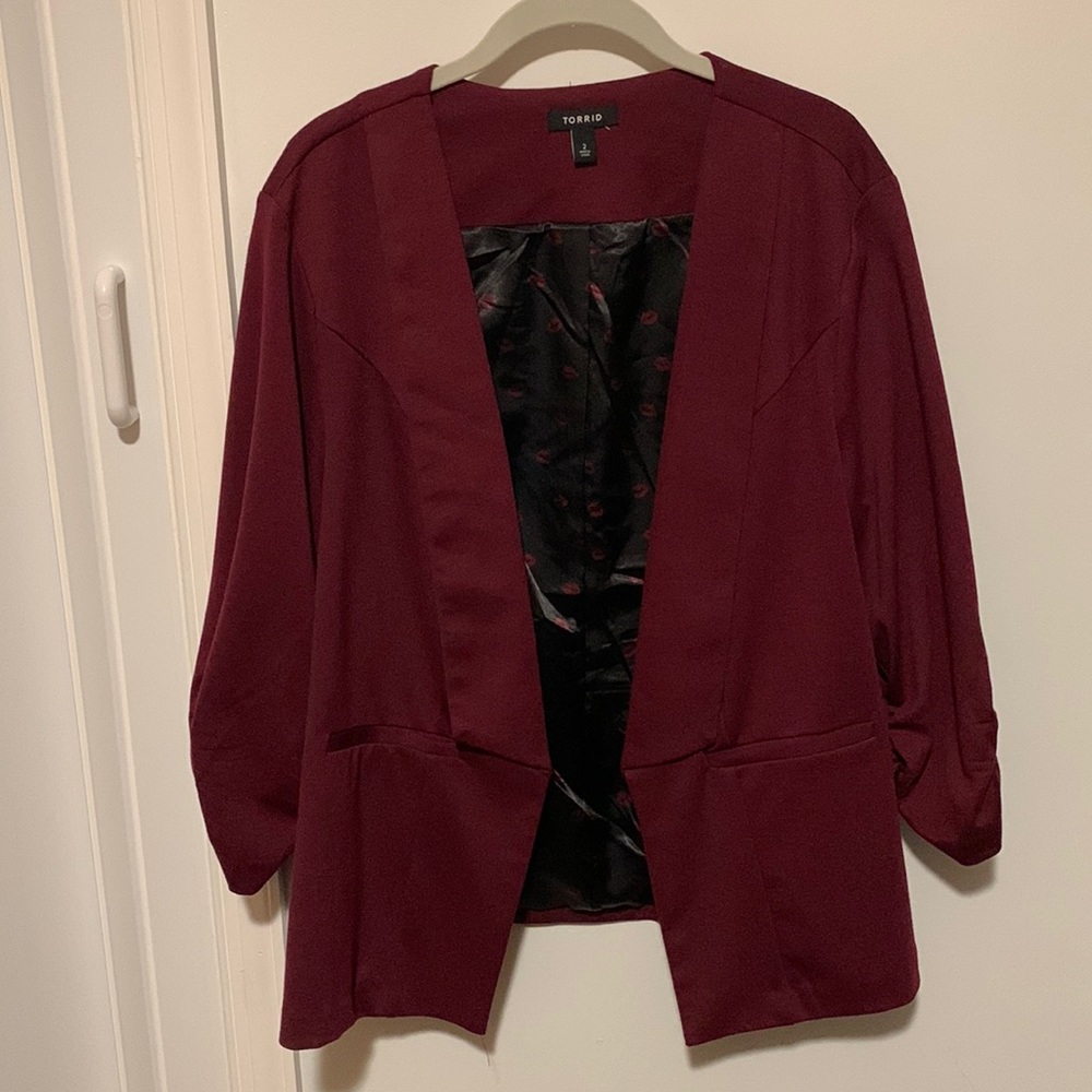 Torrid Size 2 Maroon Blazer